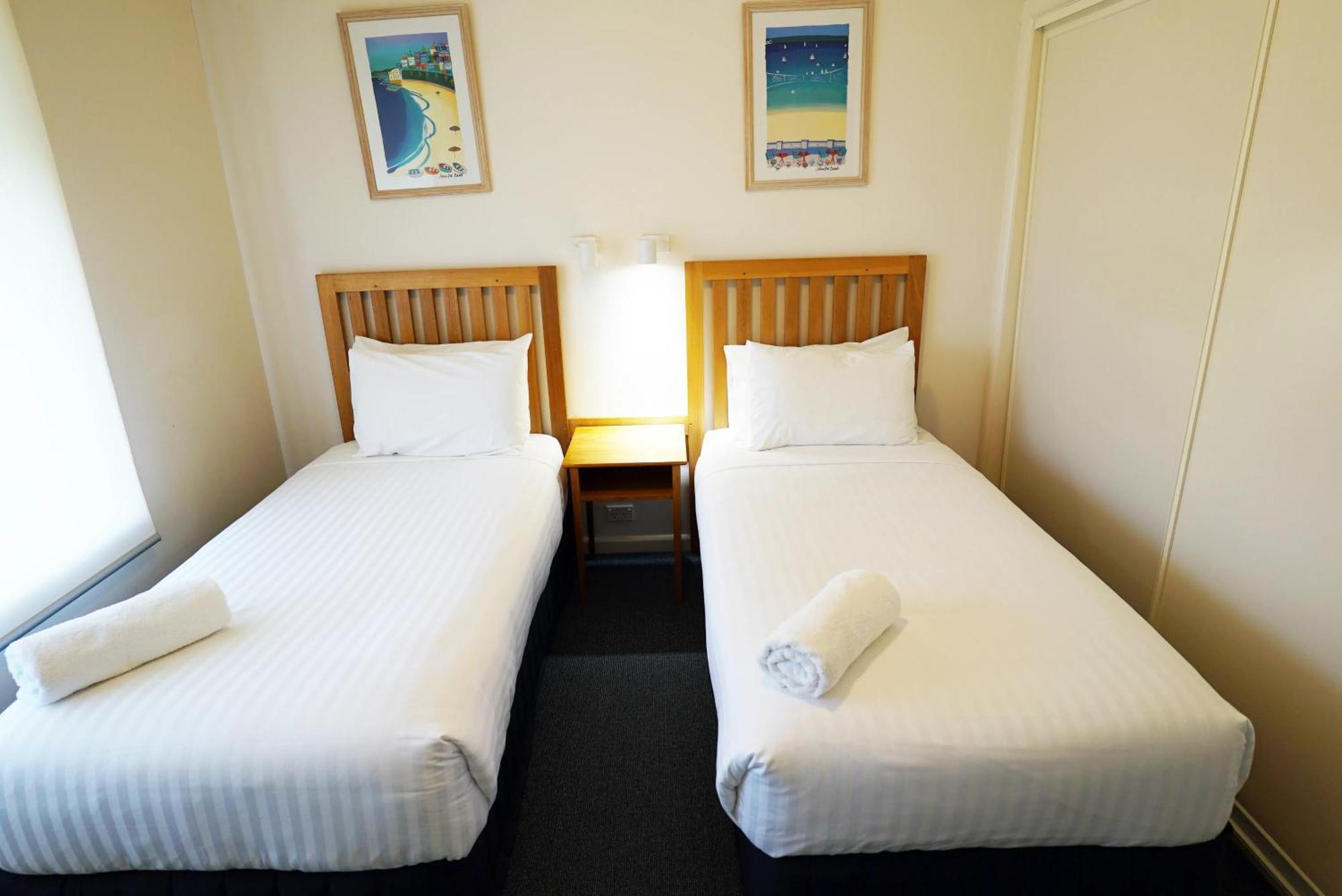 Captains Cove Resort - Waterfront Apartments Paynesville Exterior photo